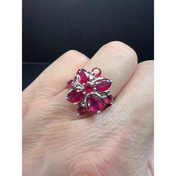 Vintage ruby flower cluster sterling silver ring size 7 - Picture 2 of 16